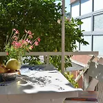 Laidback - Two Bedroom With Terrace And Sea View Paradise 오레비츠