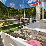 Laidback - Two Bedroom With Terrace And Sea View Paradise 아파트 오레비츠