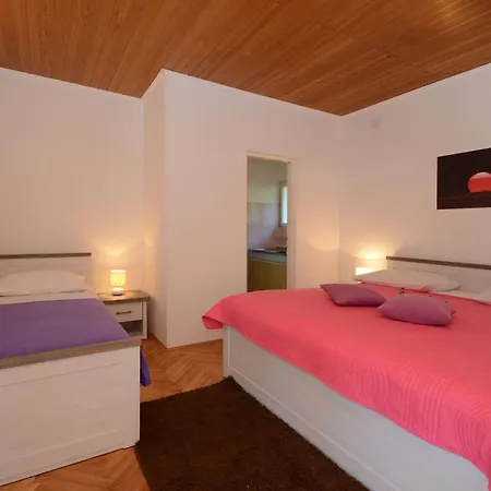 Laidback - Two Bedroom With Terrace And Sea View Paradise Orebic