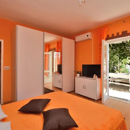Apartment Laidback - Two Bedroom With Terrace And Sea View Paradise