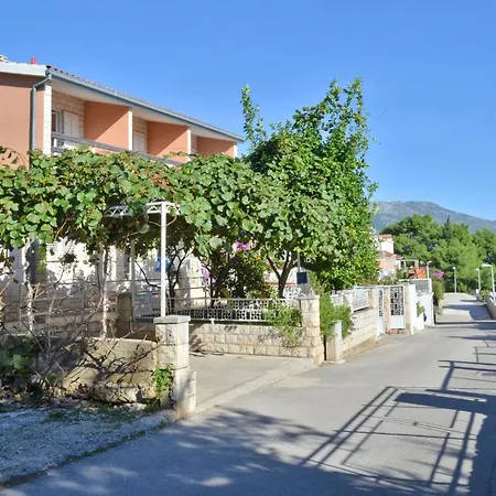 Apartment Laidback - Two Bedroom With Terrace And Sea View Paradise *