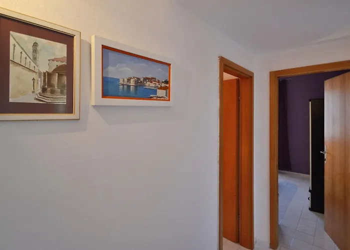 Laidback - Two Bedroom With Terrace And Sea View Paradise אורביץ