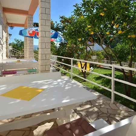 Apartament Laidback - Two Bedroom With Terrace And Sea View Paradise *