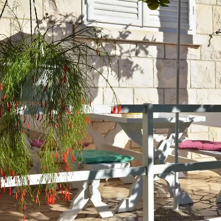 Laidback - Two Bedroom With Terrace And Sea View Paradise