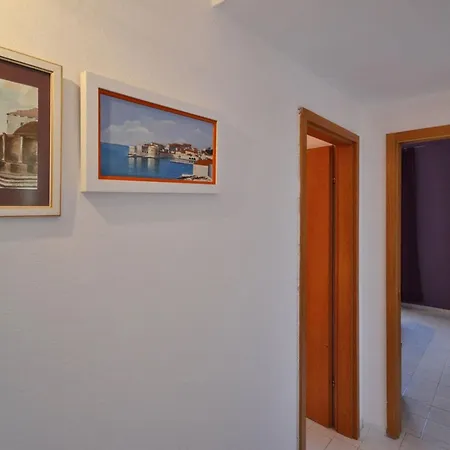 Laidback - Two Bedroom With Terrace And Sea View Paradise Orebić