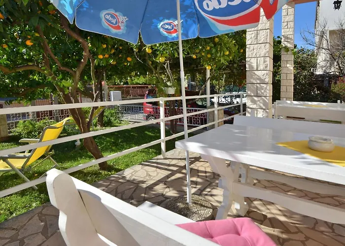 Laidback - Two Bedroom With Terrace And Sea View Paradise Διαμέρισμα Orebić